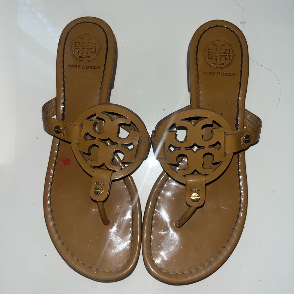 Tory Burch used sandals price negotiable